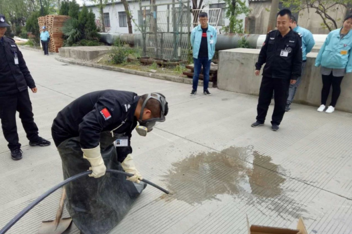 通城物业安保配合通富微电物资部进行危化品仓库化剂泄露应急演练