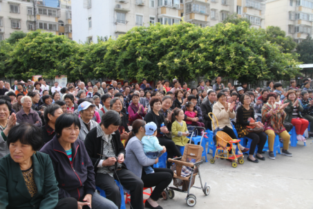 金秋硕果庆国庆,九九重阳颂深情